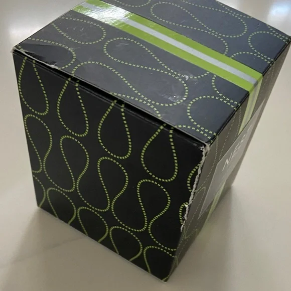 NEST Fragrances Bamboo Scented Candle - Black and Green - Picture 2 of 11